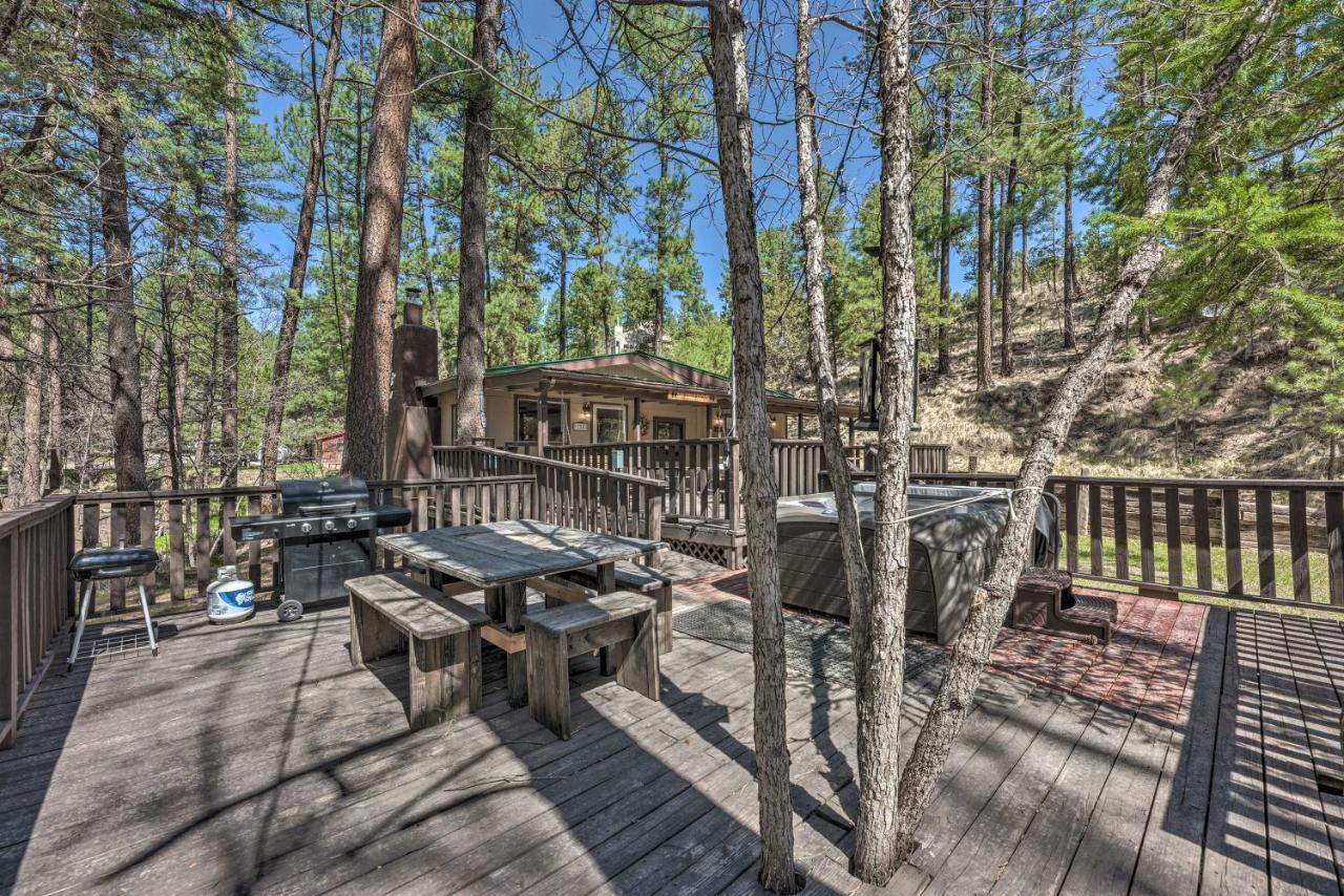 Tranquil Cabin With Stream And Deck Near Dtwn Ruidoso! Eksteriør billede